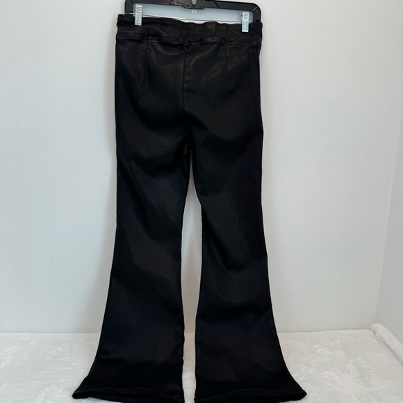 Frame Denim The Jetset High Rise Flare in Noir Coated Size 2 - Picture 6 of 15